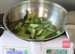 虾皮炒青瓜的做法图解7