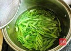芹菜炒腰花的做法图解10