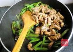 芹菜炒腰花的做法图解18