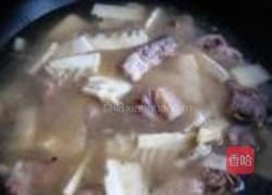 竹笋炖排骨的做法图解11