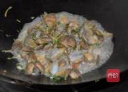 原味葱姜炒花蛤的做法图解8
