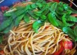 荷兰豆鸡腿炒面的做法图解14