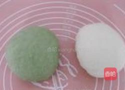 绿色波点馒头的做法图解4
