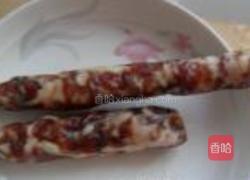 香肠炒大蒜的做法图解1