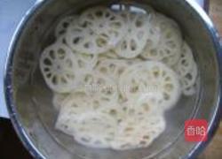 酸辣炝莲菜的做法图解2