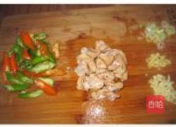 长椒肥肠的做法图解2