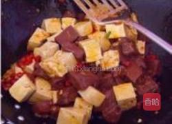 川香双色豆腐的做法图解4