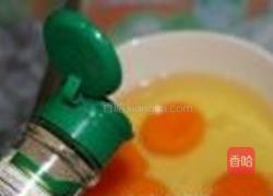 滑蛋虾仁的做法图解7