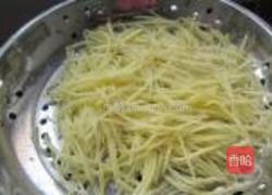 芹菜炒土豆丝的做法图解3