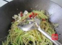 芹菜炒土豆丝的做法图解8
