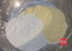 玉米花卷的做法图解1