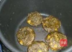 紫苏南瓜叶芝麻饼的做法图解7