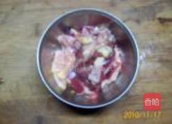 大蒜苗清炒鸡杂的做法图解2