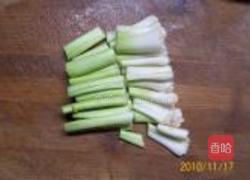 大蒜苗清炒鸡杂的做法图解4