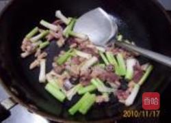 大蒜苗清炒鸡杂的做法图解7
