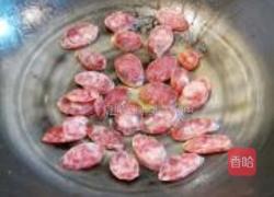 豆腐干炒香肠的做法图解3
