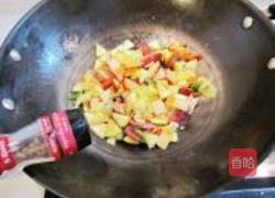 豆腐干炒香肠的做法图解9