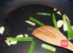 鱼丸鱼豆腐炒时蔬的做法图解2