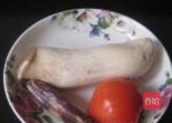 番茄杏鮑菇炒香腸的做法圖解1