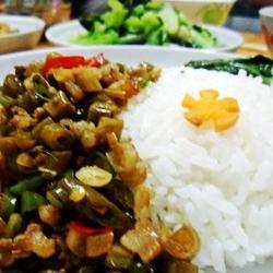 肉沫酸豆角拌饭的做法[图]