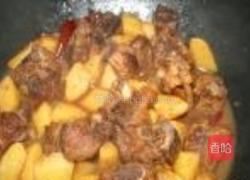 土豆烧排骨的做法图解16