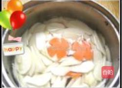 茭白炒蚕豆的做法图解2