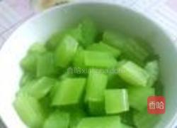 翡翠虾仁的做法图解5