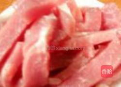 芦笋炒肉丝的做法图解1