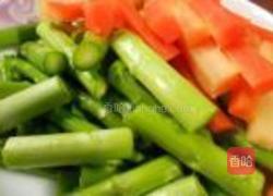 芦笋炒肉丝的做法图解2