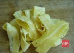 干锅腐竹蛋皮的做法图解7