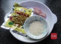 榨菜瘦肉粥的做法图解1