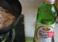 啤酒炖香骨的做法图解2