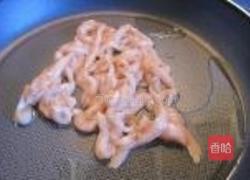 鸡丝炒青红椒腰果的做法图解4
