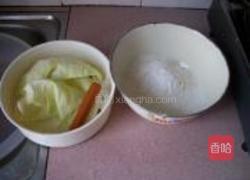 包菜摊饼的做法图解1