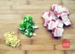 芸豆五花肉焖面的做法图解5