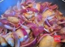 蒜香洋葱龙利鱼的做法图解11