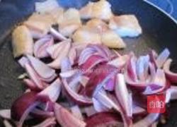 蒜香洋葱龙利鱼的做法图解8