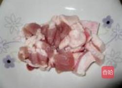 豉香猪皮焖苦瓜的做法图解1