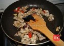 辣辣牛蛙的做法图解6