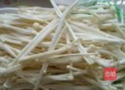 榨菜鸡丝拌金针菇的做法图解1