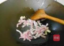 榨菜炒三丝的做法图解3