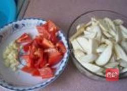 红椒炒白茄的做法图解1