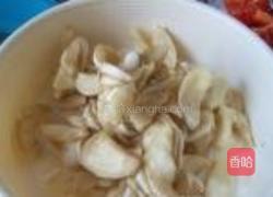 红椒炒白茄的做法图解2