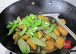 扁豆烧山芋的做法图解12