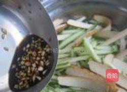 黄瓜拌香干的做法图解6