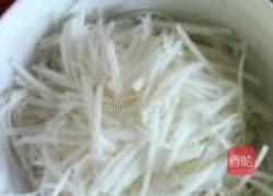 海蜇白萝卜丝的做法图解3