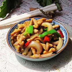 青椒洋葱炒鸡肠的做法[图]