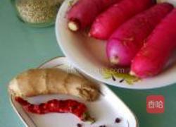 麻香萝卜丝的做法图解1