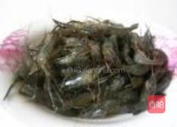 酱油河虾的做法图解1