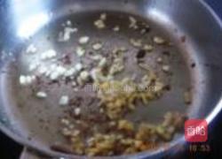 芹菜炒猪肉的做法图解2